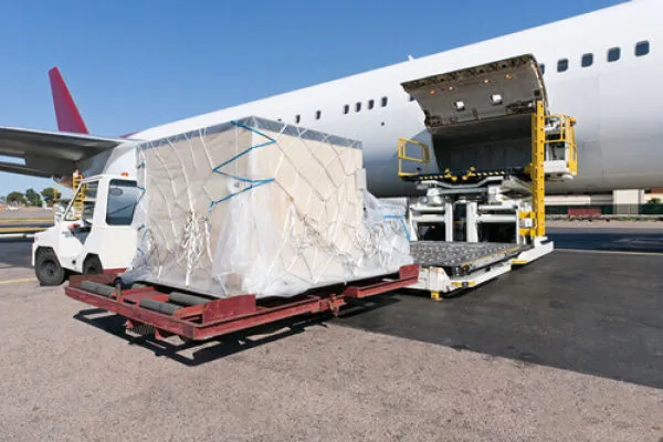 De acordo com dados da Associação Internacional de Transporte Aéreo (IATA), a demanda por frete aéreo em 2020 continuou em queda no mês em junho.