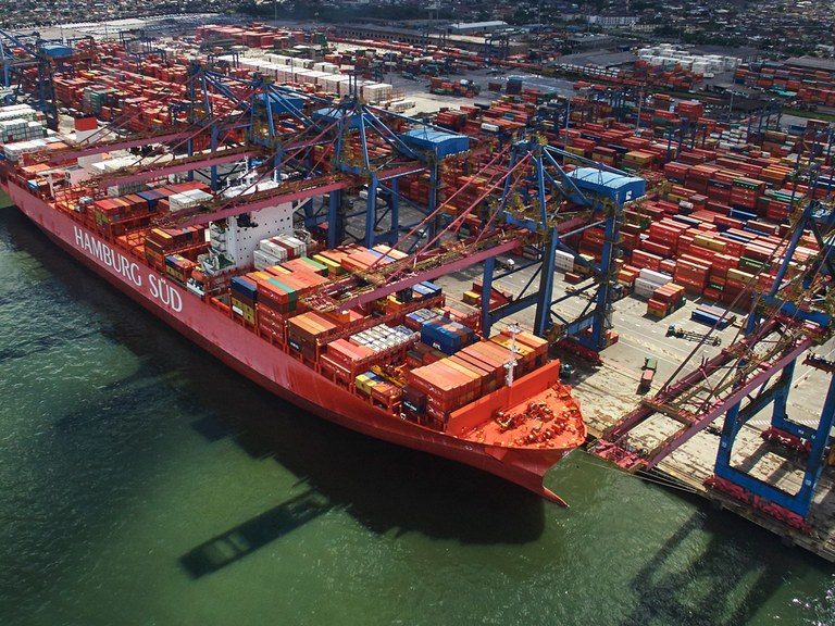 Porto de Santos movimenta 9 milhões de toneladas em janeiro