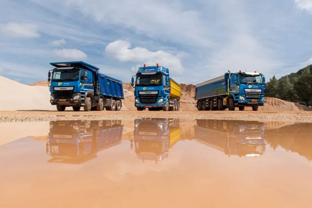 Linha DAF para construção