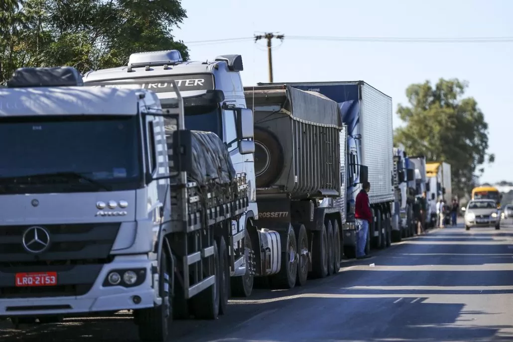 A Secretaria da Presidência da República anunciou que realizará coletiva de imprensa nesta terça-feira (16), às 11h. Tema sera o Transporte Rodoviário.