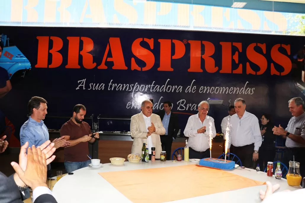 Passados 42 anos, a Braspress comemorou mais um ano de atividades como uma das principais empresas na distribuição de encomendas