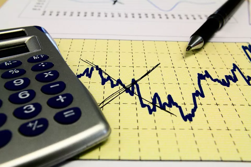 A expectativa de alta para o Produto Interno Bruto (PIB) em 2019 recuou de 0,87% para 0,85%. De acordo com o Relatório de Mercado Focus.