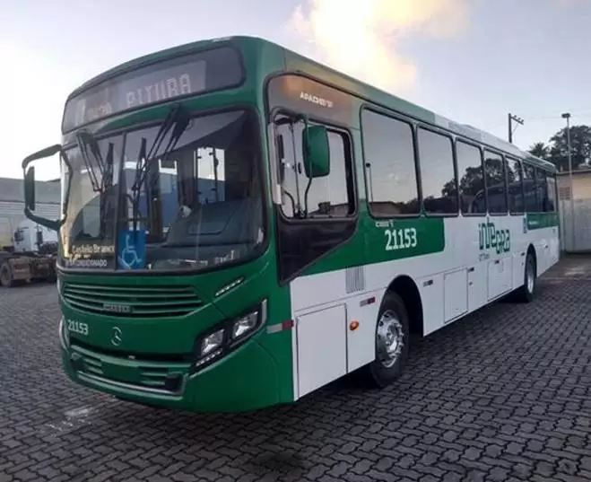 Mercedes-Benz vende 170 ônibus para renovação de frota em Salvador