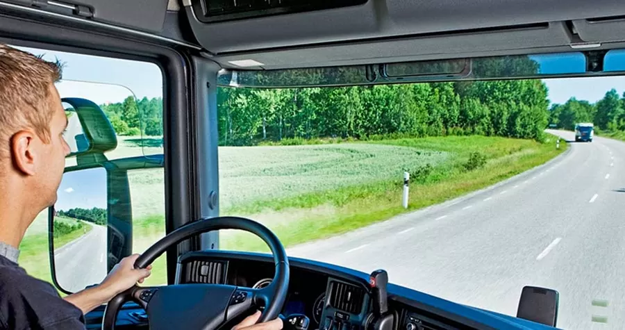 O setor do transporte rodoviário de cargas (TRC) melhorou o desempenho no quesito de contratações no mês de junho, foram 6.220 admissões.