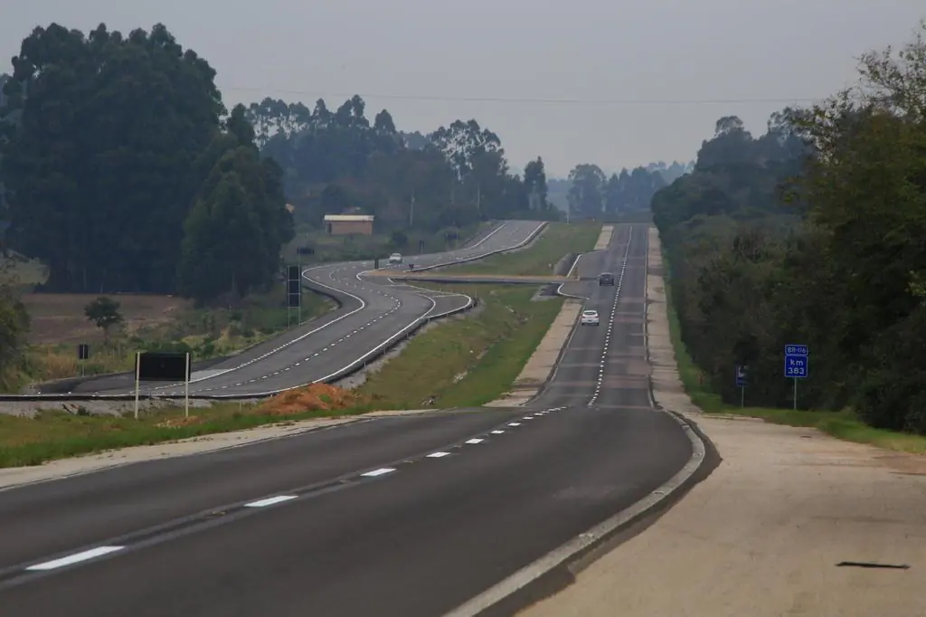 Nesta segunda-feira (12), foi realizada a cerimônia de liberação de três trechos duplicados da BR-116/RS. Dessa forma, 48 kms somando os três trechos.
