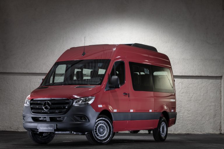A Mercedes-Benz apresenta na Fenatran 2019 a nova Linha Sprinter. O objetivo da montadora é revolucionar o segmento de comerciais leves nos quesitos