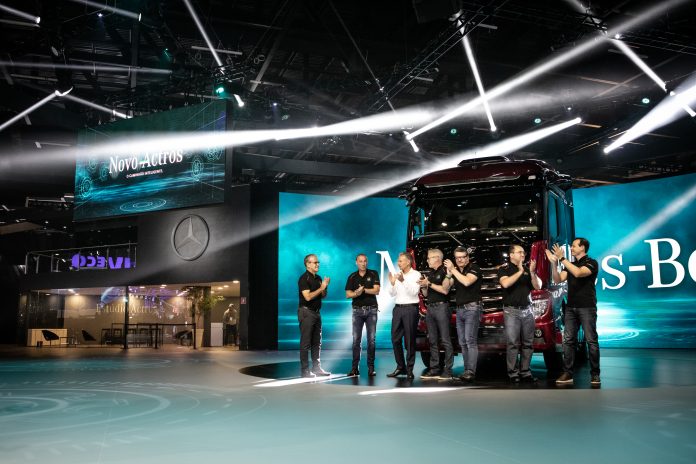 A Mercedes-Benz do Brasil anunciou nessa terça-feira, 15 de outubro, em São Paulo, os fornecedores vencedores do 27º Prêmio Interação