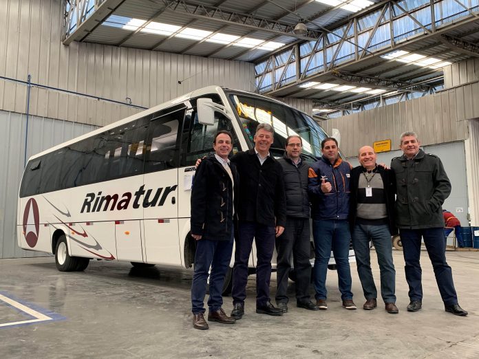 A paranaense Rimatur adquiriu 10 micro-ônibus do modelo Volare Fly 9. A importante operadora do segmento de fretamento no Sul do Brasil