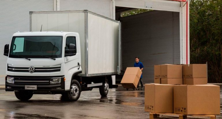 O caminhão Delivery Express, ou DLX, terminou 2019 com grande volume de vendas. O modelo apresentado na Fenatran 2017, alcançou um crescimento de 167%