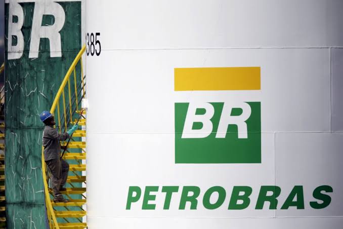 Nesta segunda (1), o presidente Jair Bolsonaro (sem partido) declarou que o Governo não tem interesse nos dividendos recebidos pelo lucro da Petrobras.