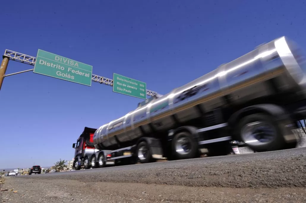 As rodovias federais públicas terão o menor orçamento para serviços e manutenção em 2022 dos últimos 17 anos. De acordo com avaliação da CNI