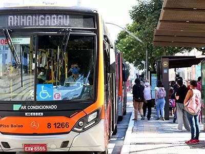 Transporte público