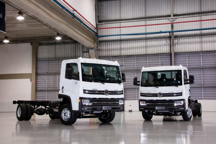 A VW Caminhões e Ônibus acaba de alcançar atingir o marco de 100 caminhões VW vendidos em um mês no Uruguai. Os números correspondem a