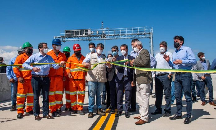 Nesta quarta, 28, foi inaugurada pelo ministro da Infraestrutura, Tarcísio Gomes Freitas,  uma nova via expressa exclusiva para veículos de carga na cidade do Rio.