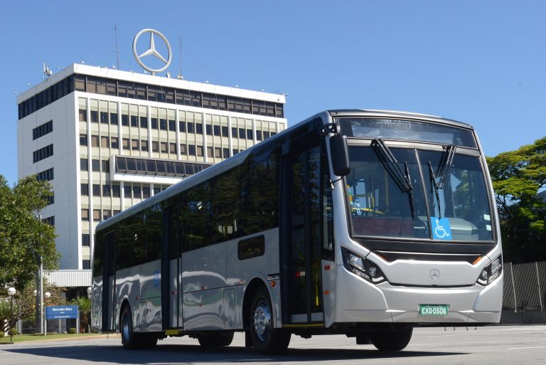 Empresas do transporte urbano de Manaus, capital do Amazonas, decidiram escolher ônibus Mercedes-benz para renovação de frota.