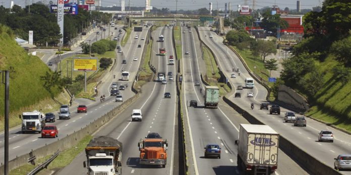 Na próxima semana, o Governo Federal repassa oficialmente à iniciativa privada a gestão das rodovias Presidente Dutra e Rio-Santos (BR-101/116/RJ/SP).