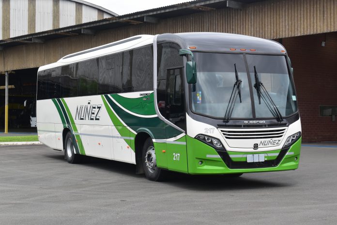 A Mercedes-Benz do Brasil exportou neste mês o chassi de ônibus do modelo OF 1724/59, com motorização Euro 5, para atender o cliente Nuñez,
