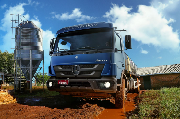 A Mercedes-Benz do Brasil alcançou, neste mês de maio, o marco de venda de 10.000 caminhões customizados pela própria Empresa.