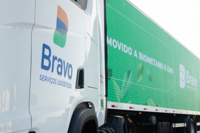 A Bravo Serviços Logísticos está incorporando em sua frota caminhões da Scania movidos a gás natural. Essa é uma alternativa