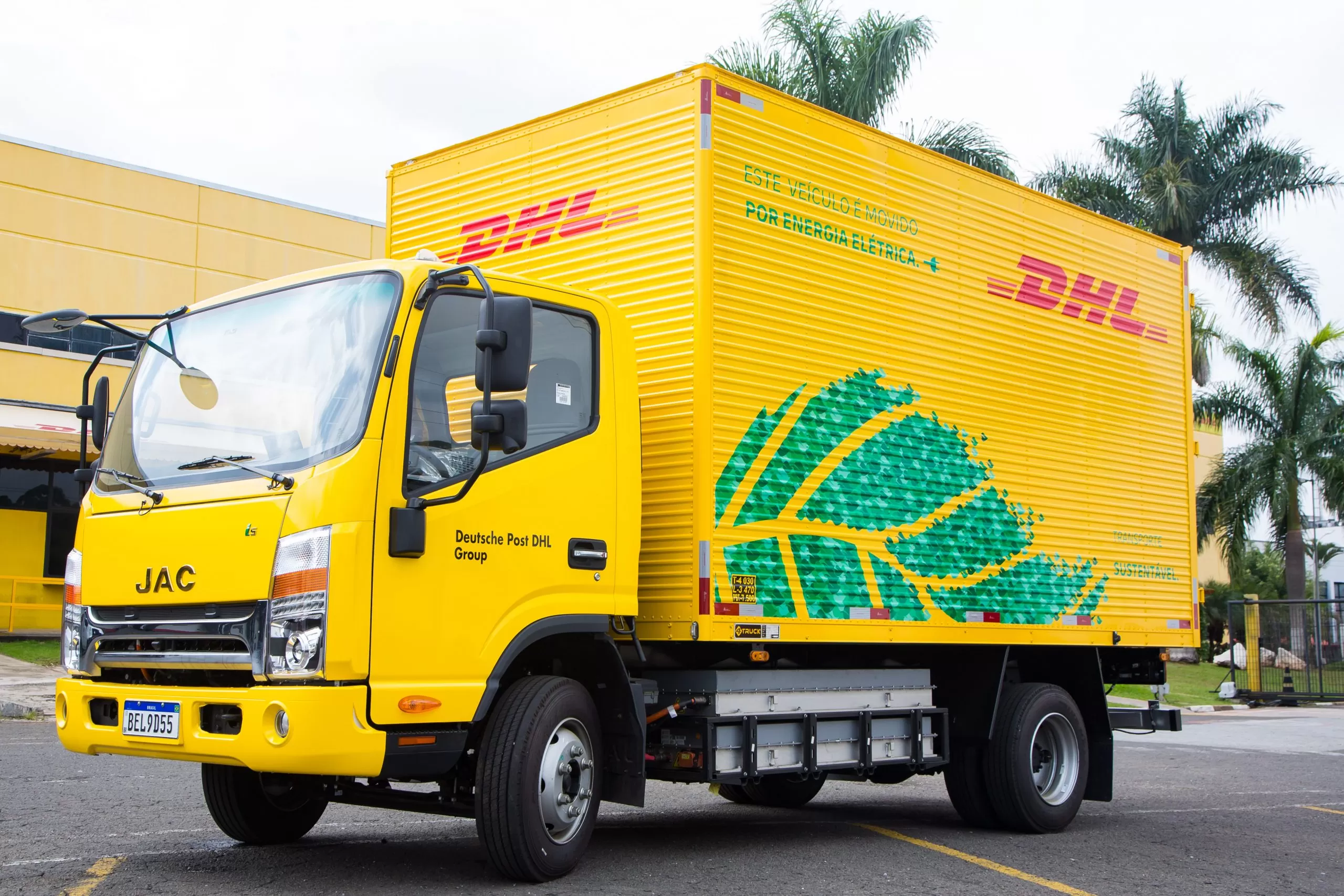 DHL