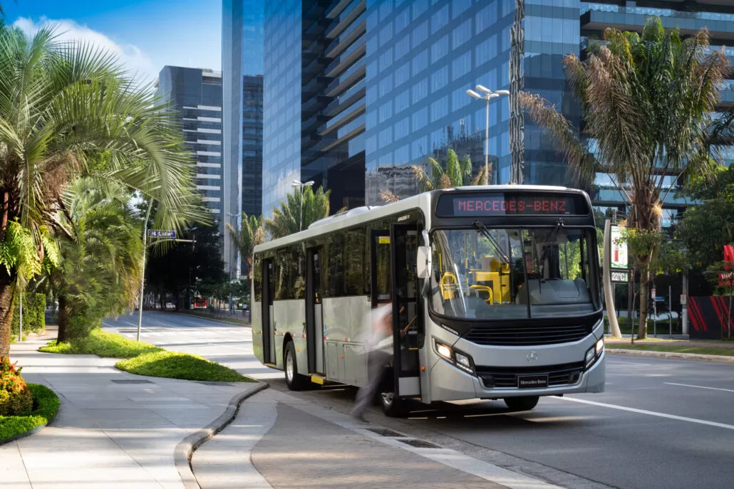 ônibus urbanos