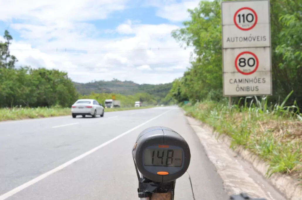 Infrações em rodovias