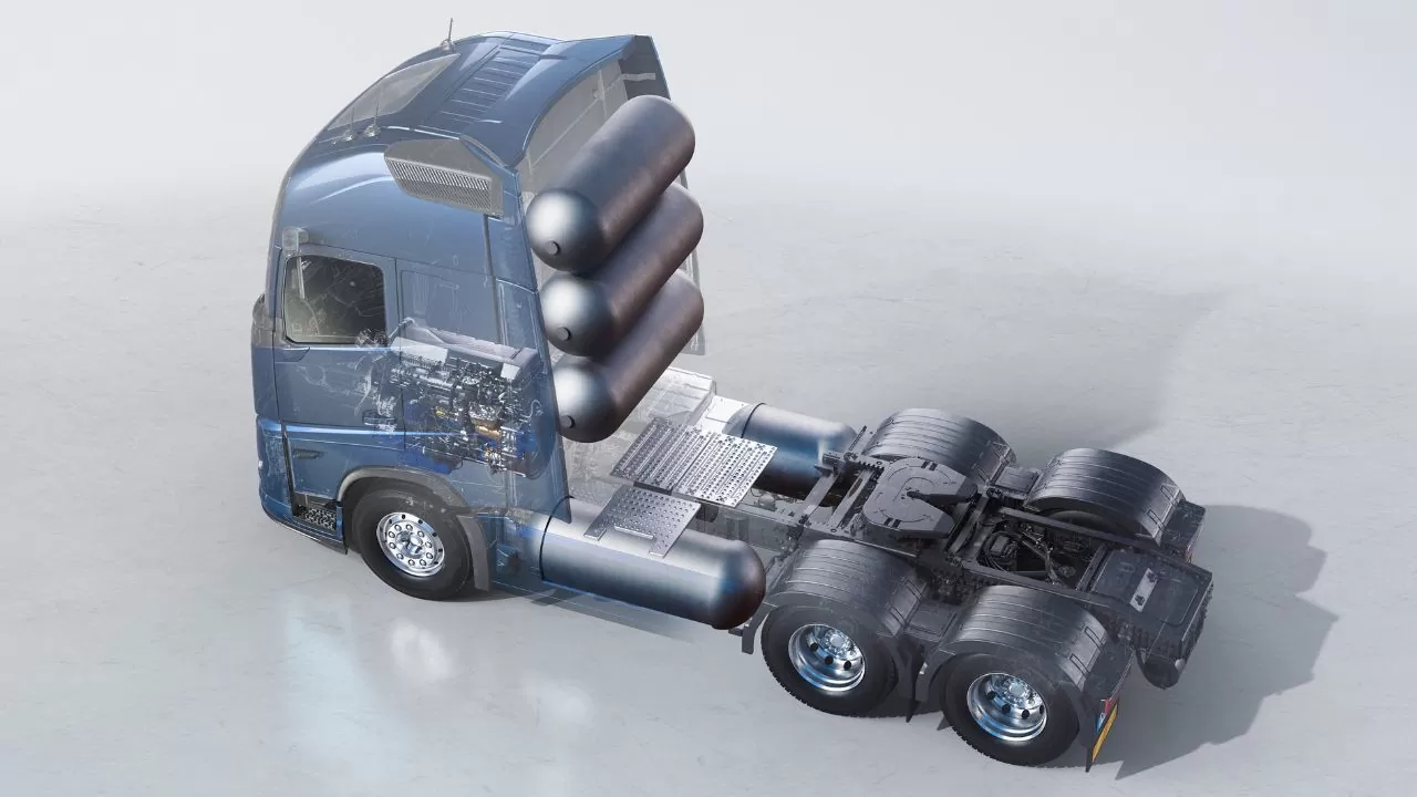 Volvo FH com tanques de hidrogênio instalados atrás da cabine