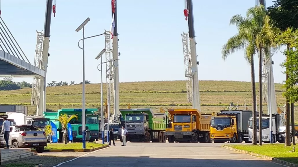 Caminhões rodoviários e de mineração da XCMG Brasil | Foto: Frota&Cia