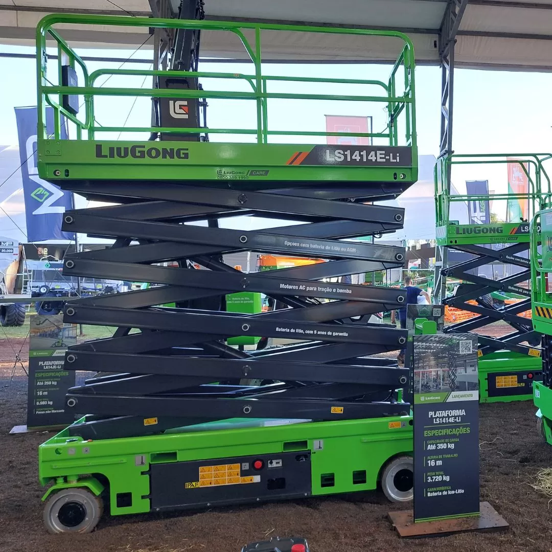 Plataforma elevatória tipo tesoura