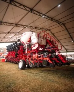 Divulgação Crucianelli