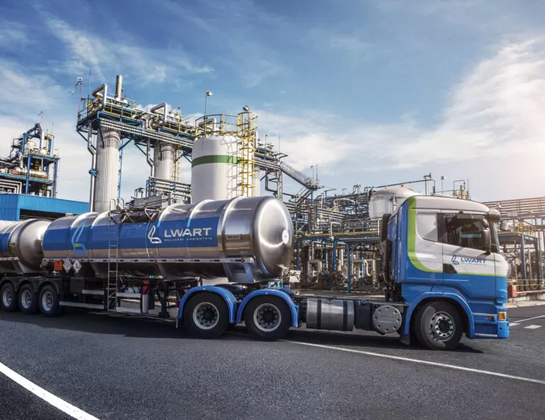 Os lubrificantes rerrefinados colaboram para a redução da pegada de carbono, incrementam a logística reversa na cadeia de lubrificantes