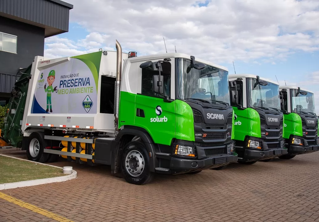 Scania G 280 XT 4X2 movido a GNV na coleta urbana