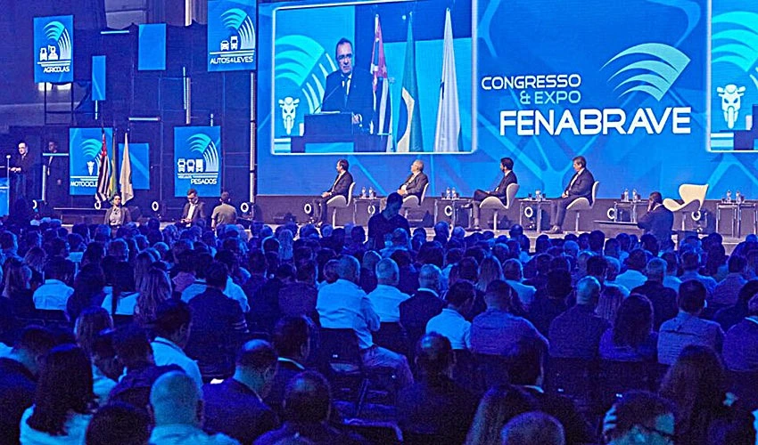 33º Congresso & ExpoFenabrave debate futuro do setor automotivo
