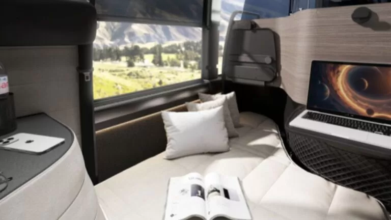 Butterfly-Motorcoach