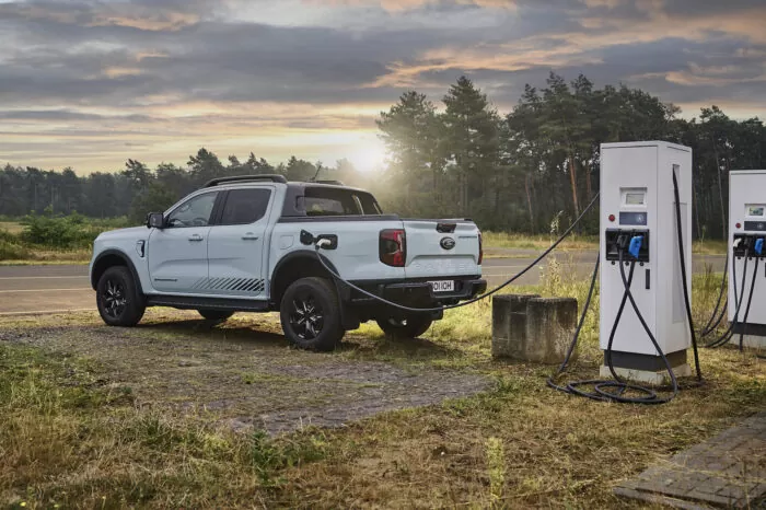 Ford Ranger Híbrida Plug in 3
