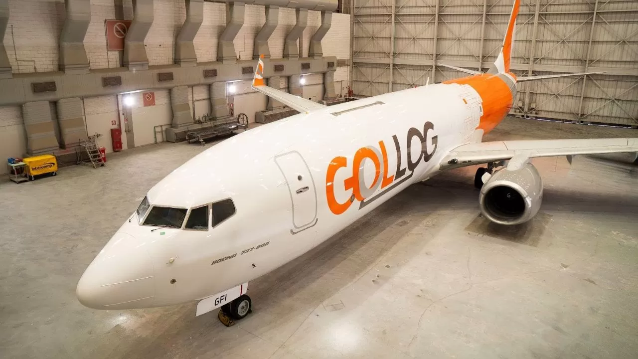 Gollog Boeing 737-800BCF