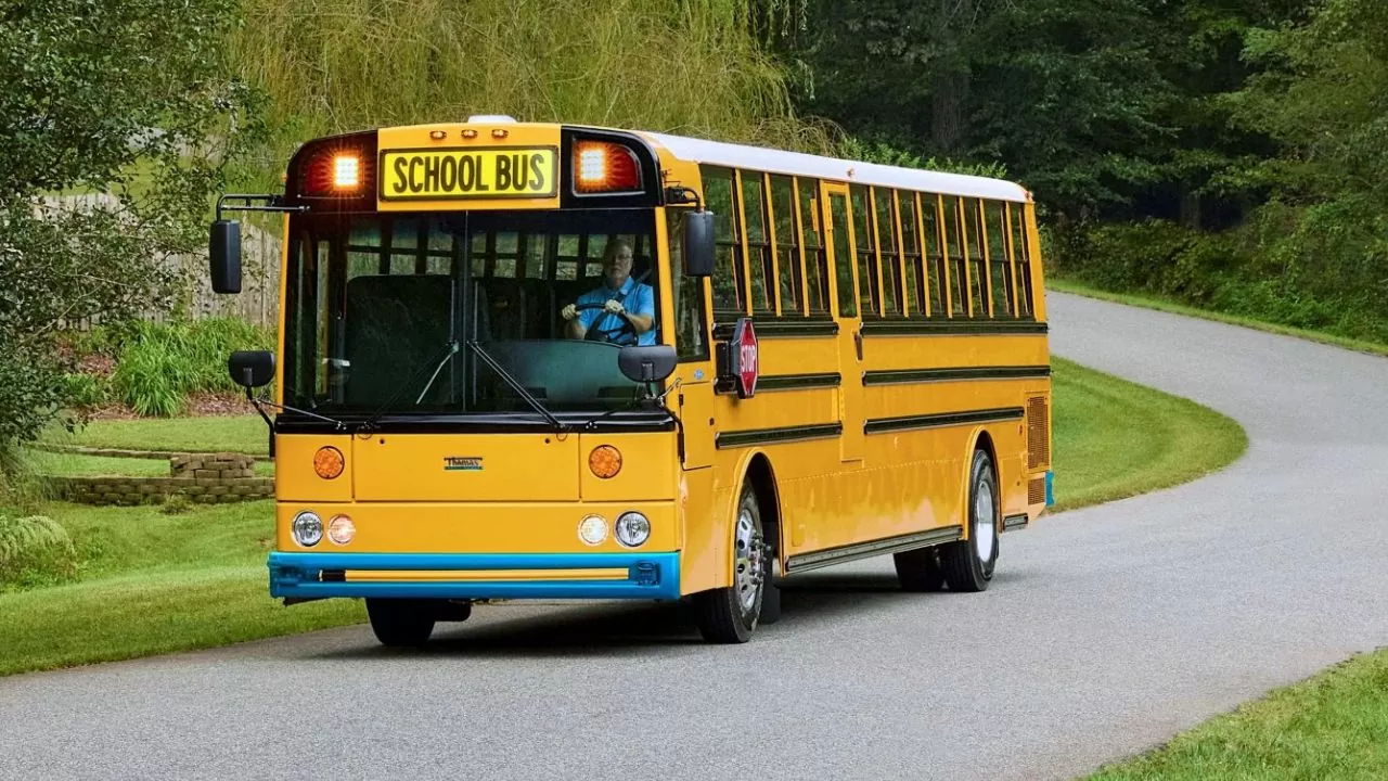 Thomas Built Buses Saf-T-Liner eHDX2 Wattson