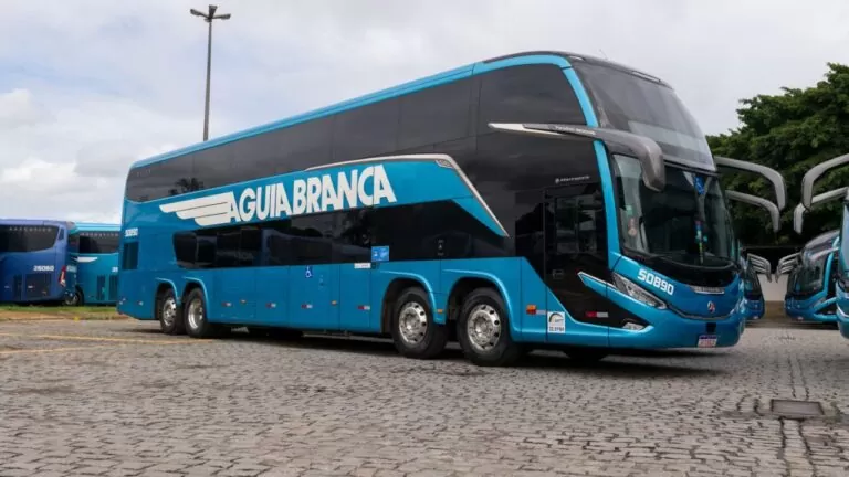 Ônibus da Águia Branca