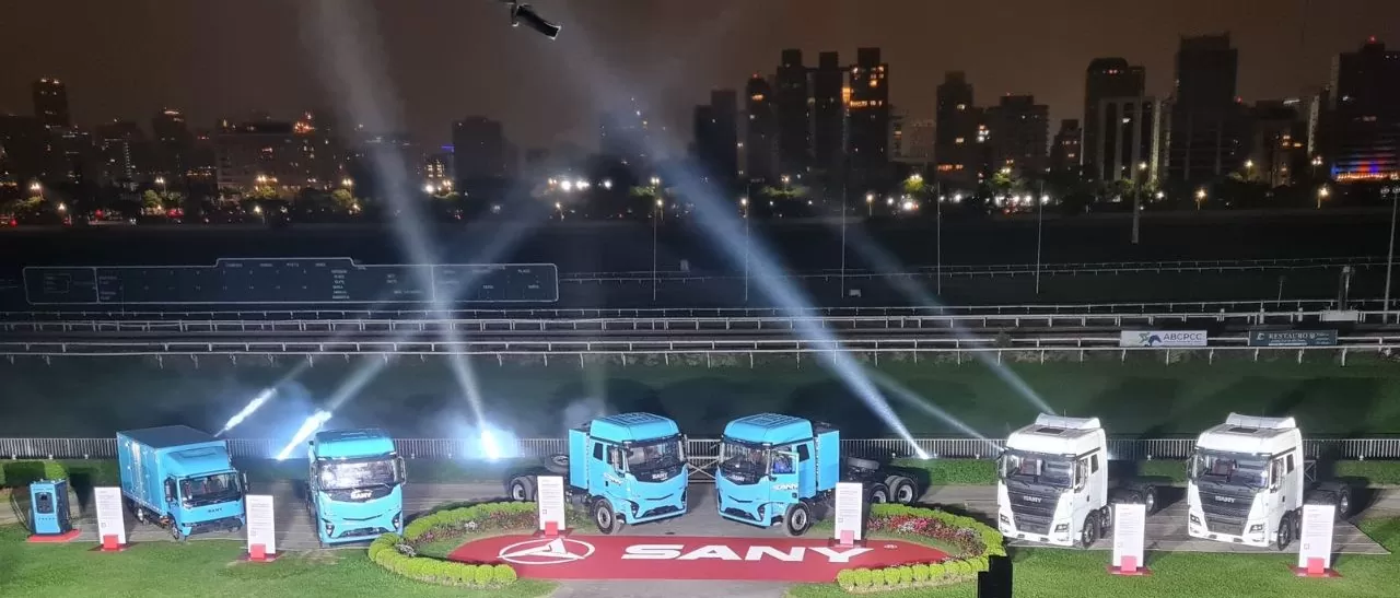 Linha de caminhões Sany no Brasil