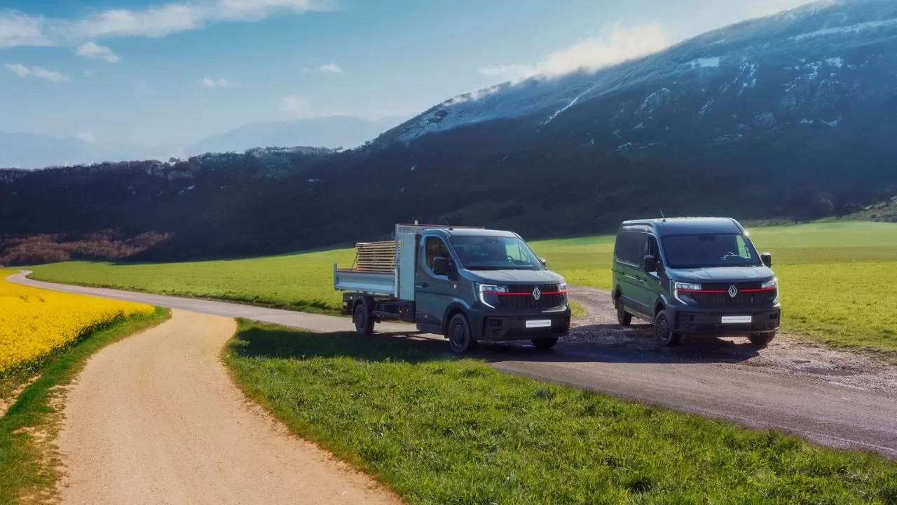 Renault Trucks Master Red Edition Propulsion e a Renault Trucks Master Red Edition Offroad