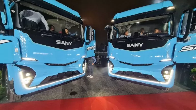 Sany 588 e 437