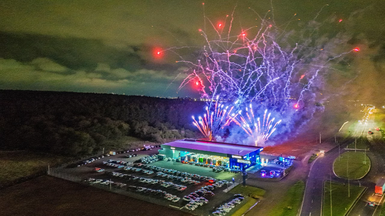 Design sem nome (4) Scania Casa Cotrasa