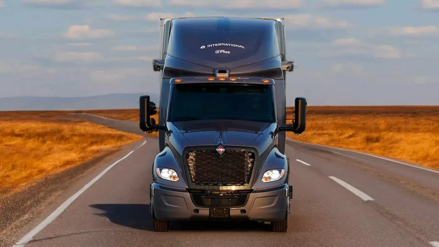 international plusAI 1920x1080 Além da Iveco, MAN e International do GRUPO TRATON e Hyundai, planejam integrar o SuperDrive em suas plataformas de veículos em nível de fábrica