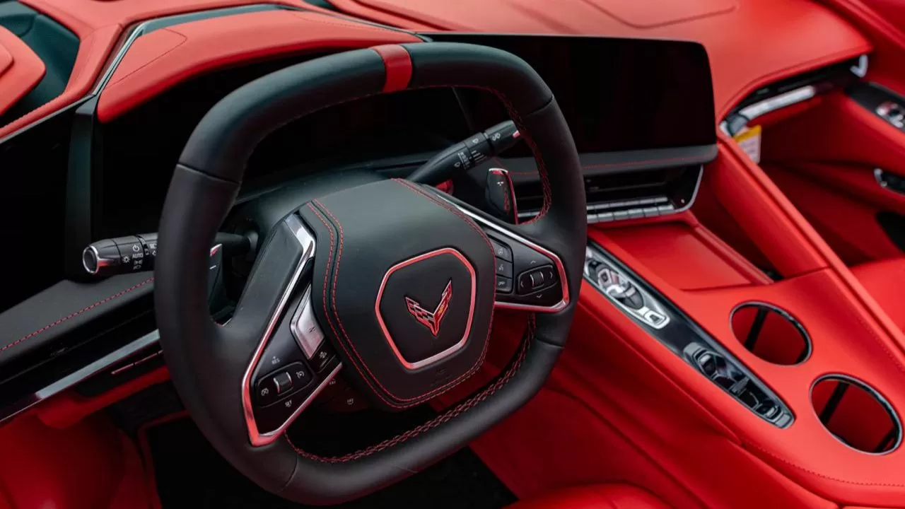 Volante do Corvette Stingray 2026 3LT