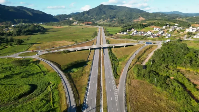 Guia completo das rodovias: Arteris cria mapa interativo online