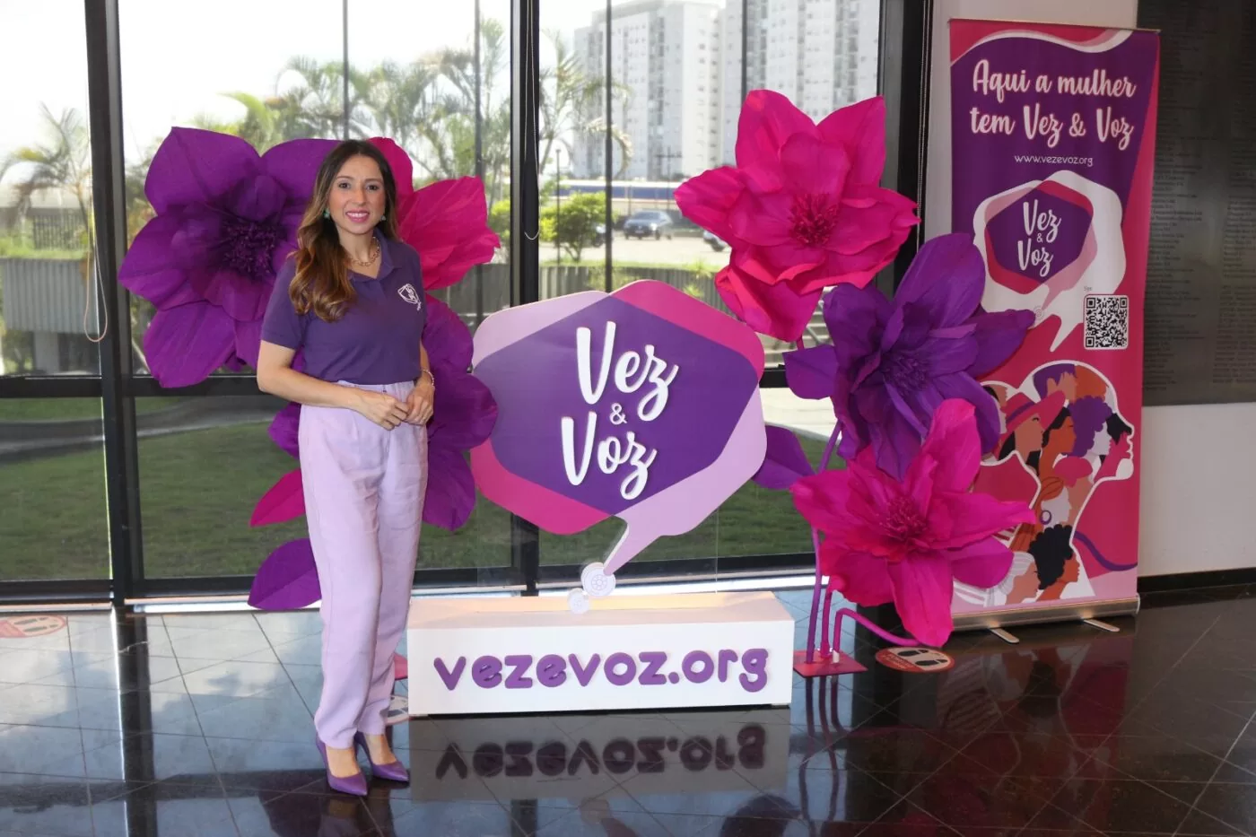 WhatsApp Image 2026 04 24 at 11.53.54 Camila Florêncio no último encontro do Movimento Vez & Voz