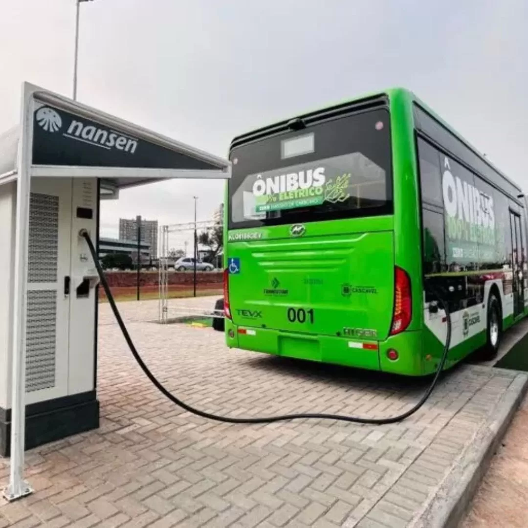 A recarga em frotas cativas faz sentido, mas a infraestrutura precisa estar presente nas estradas para viabilizar o transporte de longas distâncias A recarga em frotas cativas faz sentido, mas a infraestrutura precisa estar presente nas estradas para viabilizar o transporte de longas distâncias