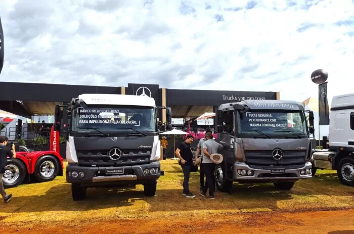 Estande Mercedes Benz Estande Mercedes Benz