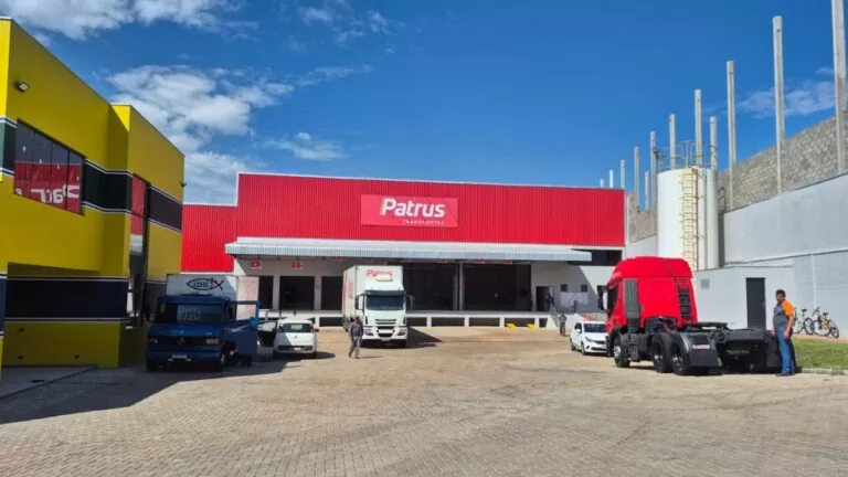 Terminal de Londrina da Patrus Transportes