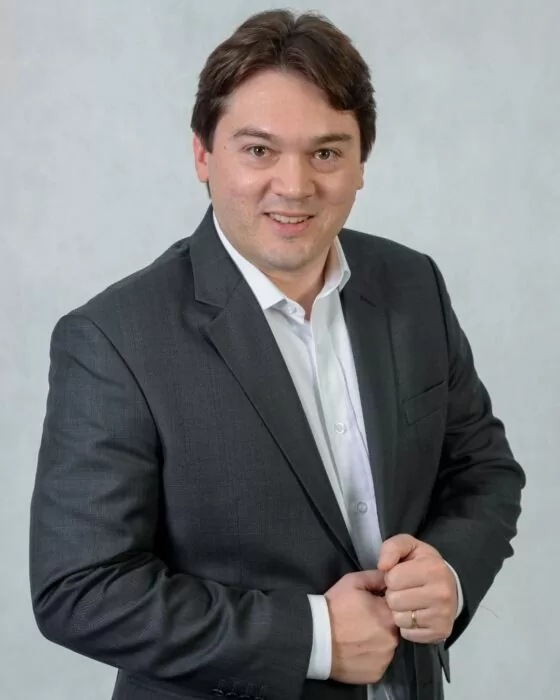 Design sem nome (21) Rafael Souza, diretor de Produto e PMO da Divisão de Eixos da Cummins